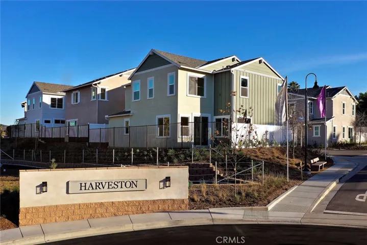 1521 Meriwood Way, Vista, California 92083