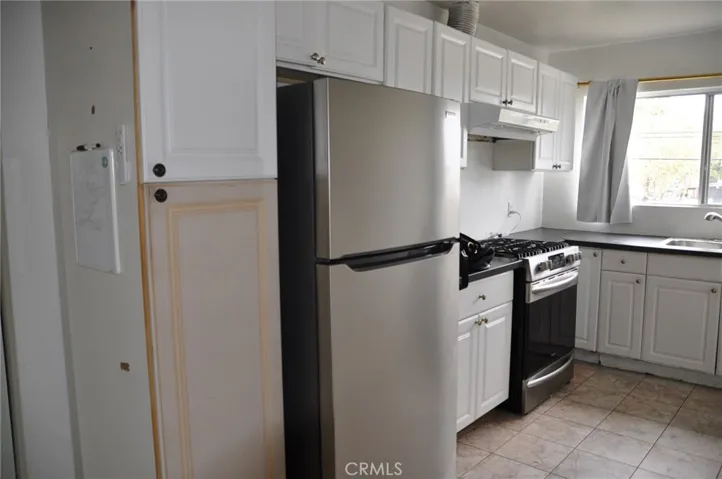 3325 Santa Fe Avenue 114, Long Beach, California 90810