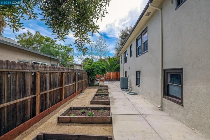 2195 Grant St, Concord, California 94520
