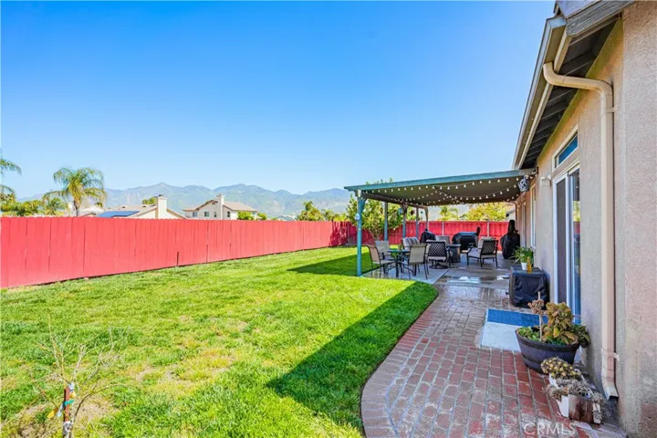 1864 Rue Chablis, San Jacinto, California 92583