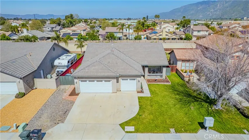 1864 Rue Chablis, San Jacinto, California 92583