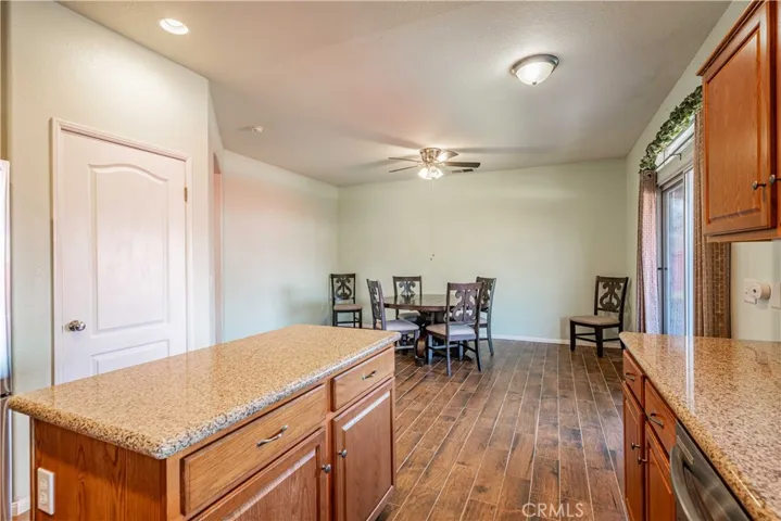 1864 Rue Chablis, San Jacinto, California 92583