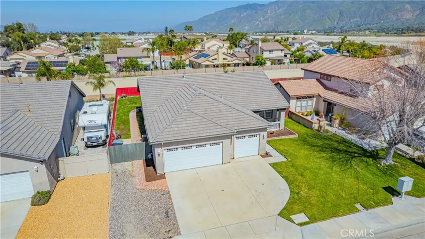 1864 Rue Chablis, San Jacinto, California 92583