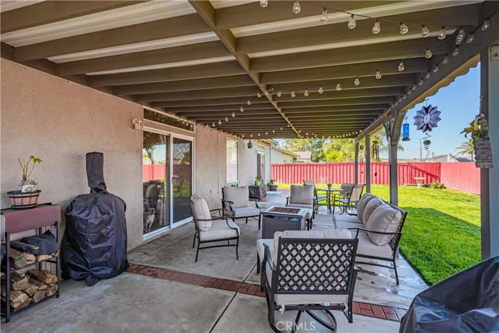 1864 Rue Chablis, San Jacinto, California 92583