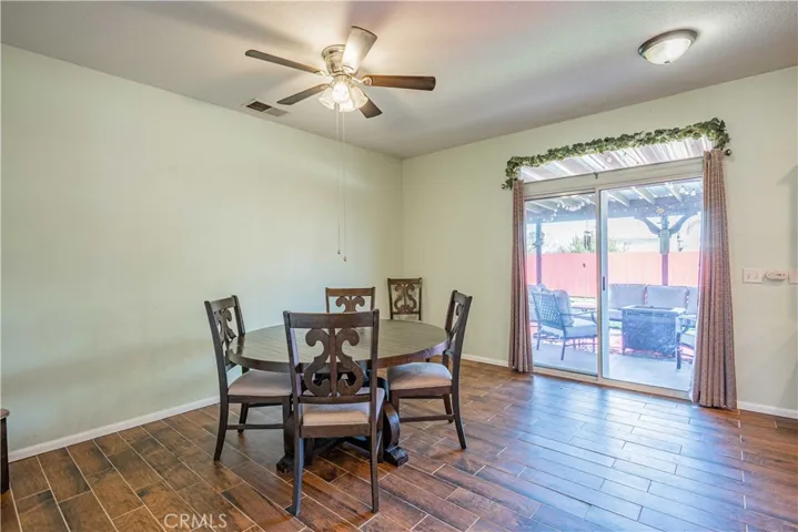 1864 Rue Chablis, San Jacinto, California 92583