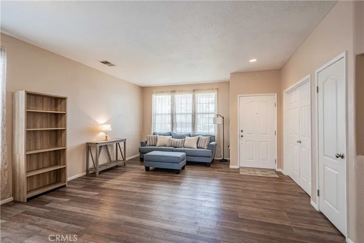 1864 Rue Chablis, San Jacinto, California 92583