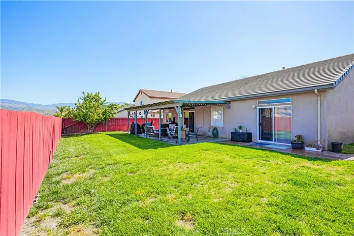 1864 Rue Chablis, San Jacinto, California 92583