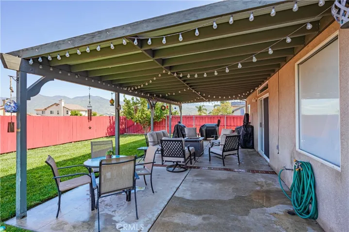 1864 Rue Chablis, San Jacinto, California 92583