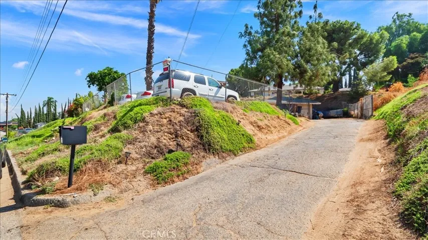 2170 Westwood Street, Colton, California 92324