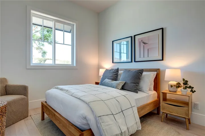 2420 Sebald Avenue, Redondo Beach, California 90278