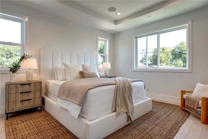 2420 Sebald Avenue, Redondo Beach, California 90278