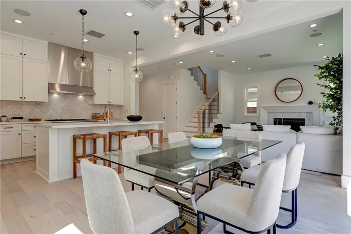 2420 Sebald Avenue, Redondo Beach, California 90278