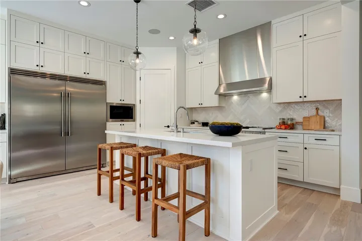 2420 Sebald Avenue, Redondo Beach, California 90278