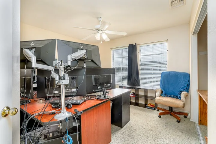 1386 Dusty Hill Road, Hemet, California 92545