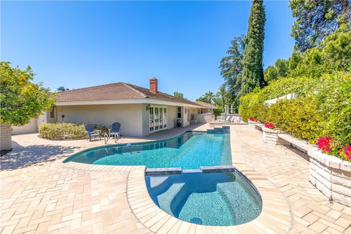 18951 Newton Avenue, Santa Ana, California 92705