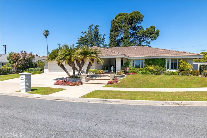 18951 Newton Avenue, Santa Ana, California 92705