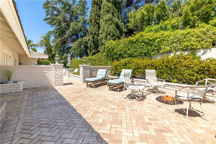 18951 Newton Avenue, Santa Ana, California 92705