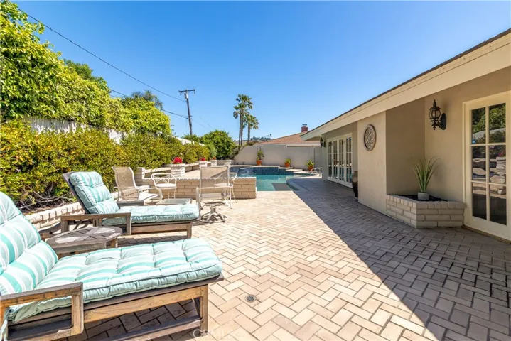 18951 Newton Avenue, Santa Ana, California 92705