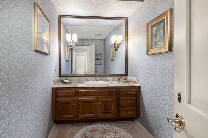 18951 Newton Avenue, Santa Ana, California 92705