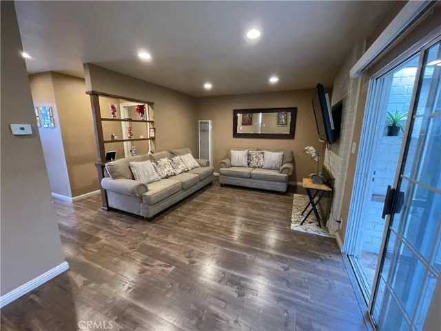 1613 W Cubbon Street, Santa Ana, California 92703