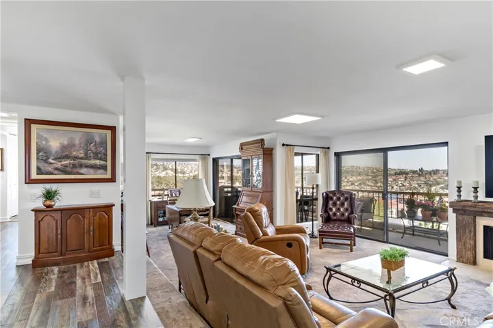 22384 Manacor 4, Mission Viejo, California 92692