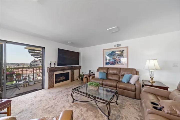 22384 Manacor 4, Mission Viejo, California 92692