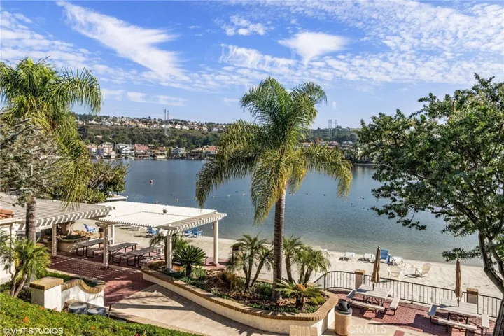 22384 Manacor 4, Mission Viejo, California 92692