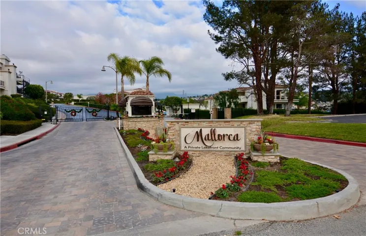 22384 Manacor 4, Mission Viejo, California 92692