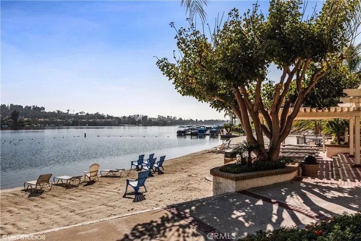 22384 Manacor 4, Mission Viejo, California 92692