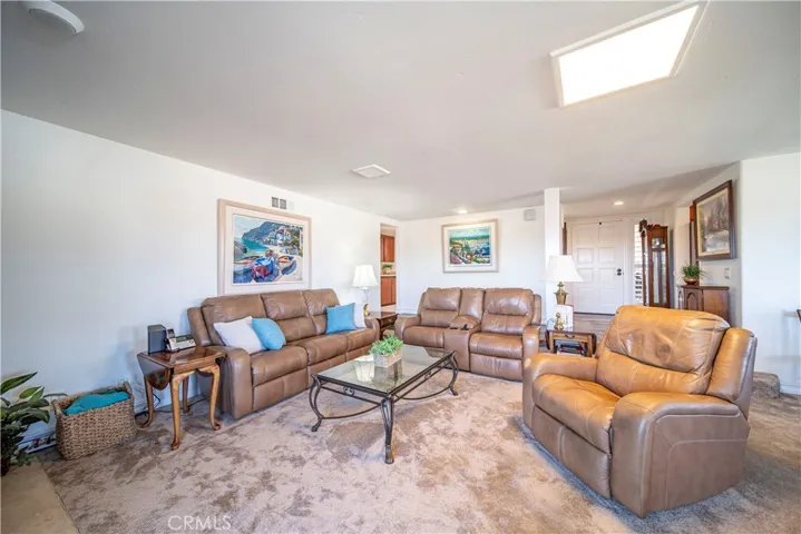 22384 Manacor 4, Mission Viejo, California 92692