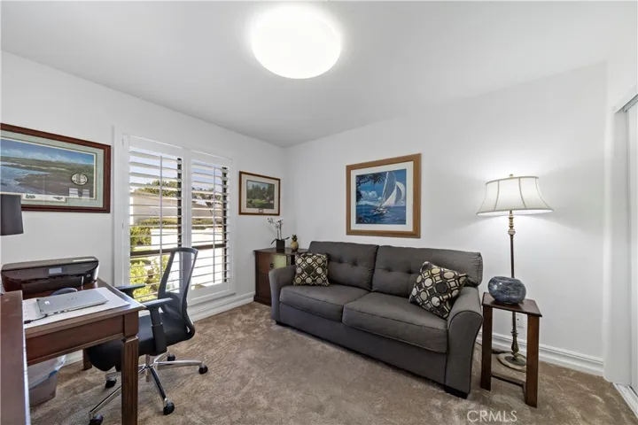22384 Manacor 4, Mission Viejo, California 92692