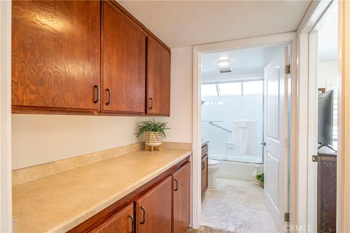 22384 Manacor 4, Mission Viejo, California 92692