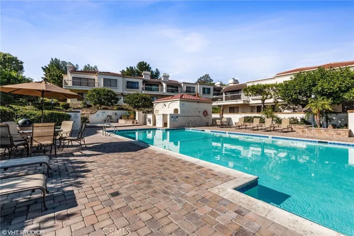22384 Manacor 4, Mission Viejo, California 92692