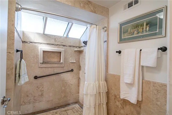 22384 Manacor 4, Mission Viejo, California 92692