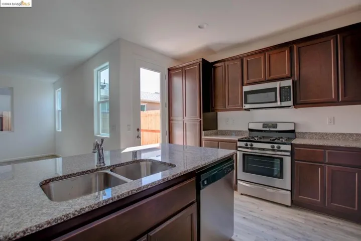 167 Lucca Dr, Newman, California 95360