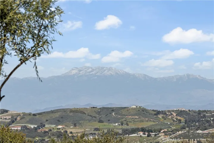 42157 Hacienda Drive, Murrieta, California 92562