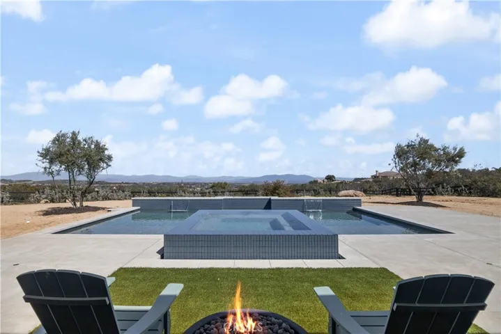 42157 Hacienda Drive, Murrieta, California 92562