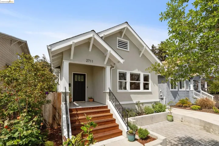 2711 12th Ave, Oakland, California 94606