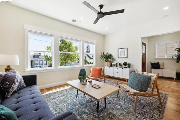 2711 12th Ave, Oakland, California 94606