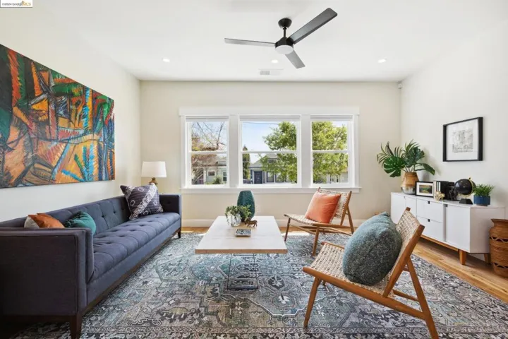 2711 12th Ave, Oakland, California 94606