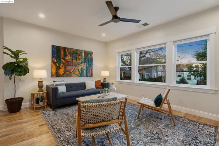 2711 12th Ave, Oakland, California 94606