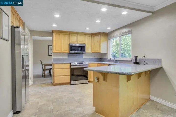 2409 Grimsby Dr, Antioch, California 94509