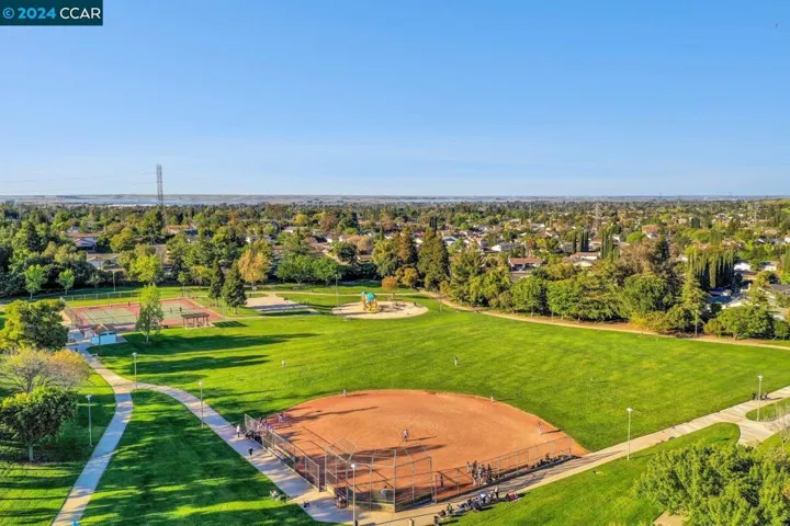 2409 Grimsby Dr, Antioch, California 94509