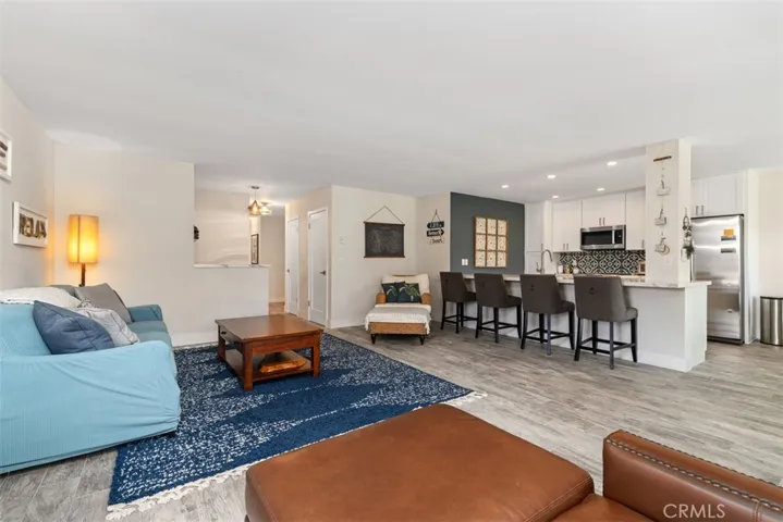 235 Avenida Lobeiro 117, San Clemente, California 92672