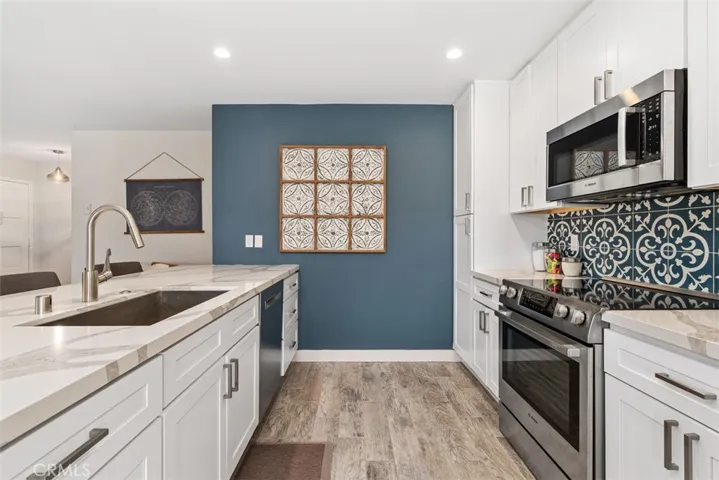 235 Avenida Lobeiro 117, San Clemente, California 92672