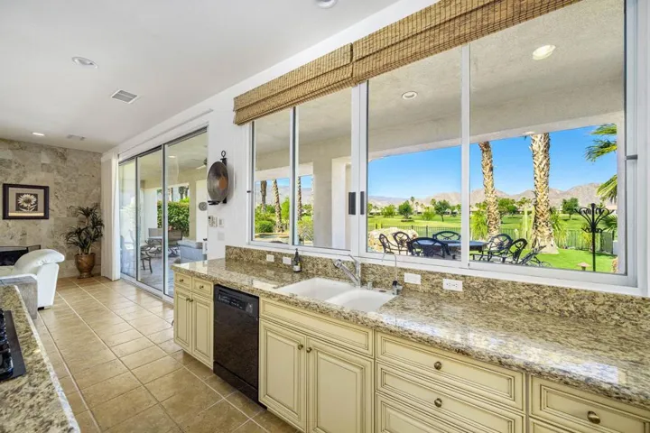 39-web-or-mls-JV_Seminole_OPMG_0424_039