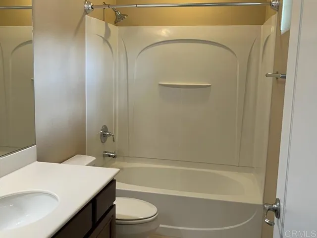 Full bath on first level