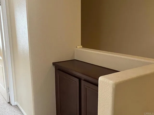 Linen cabinet