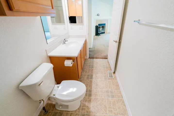 13835 Fernbrook Drive, Ramona, California 92065