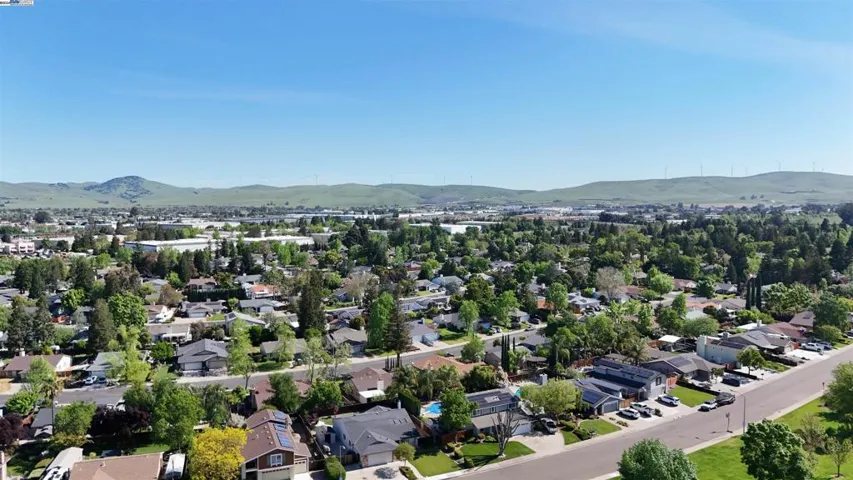 5296 Theresa Way, Livermore, California 94550-2341